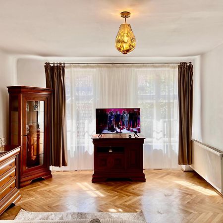 Old Town City Center Apartments Μπρασόβ Εξωτερικό φωτογραφία