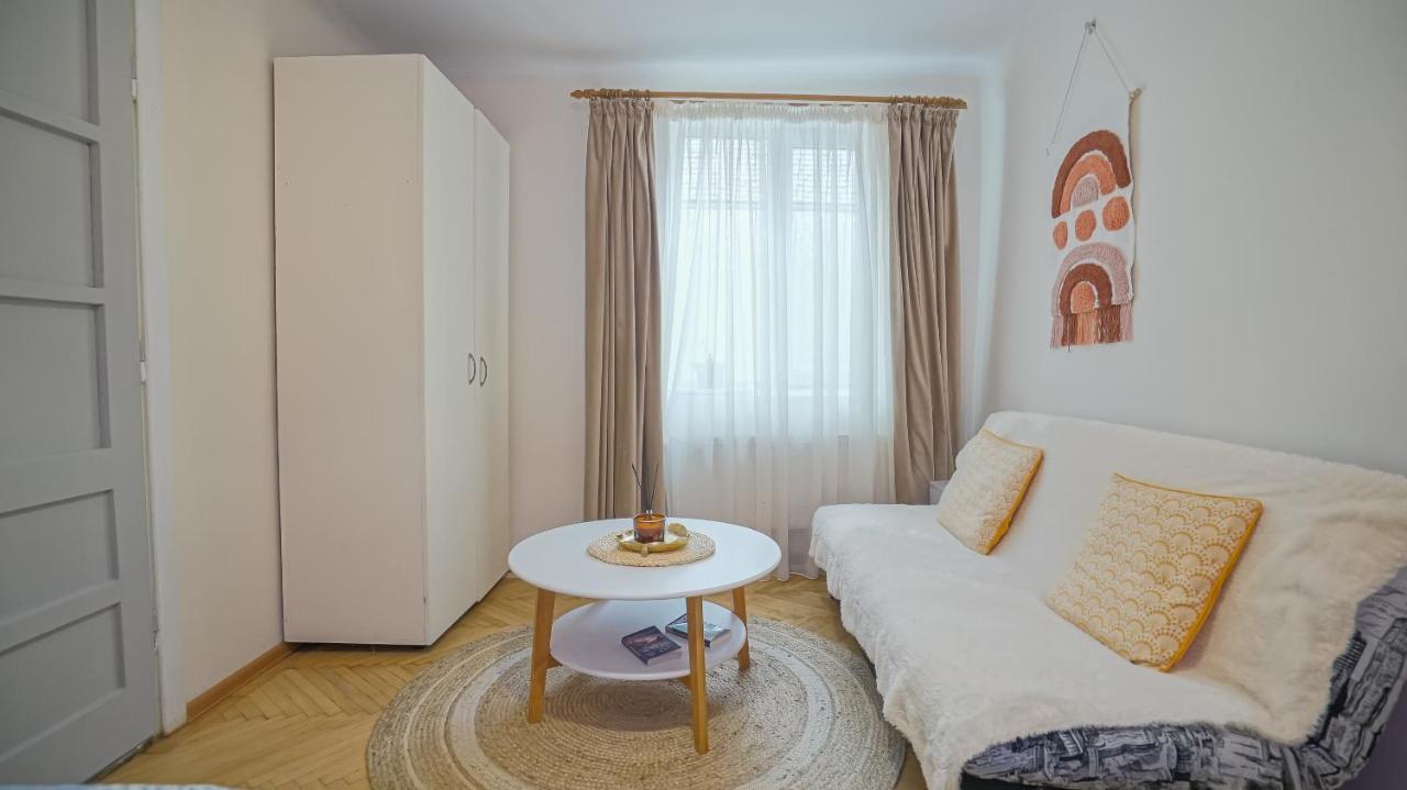 Old Town City Center Apartments Μπρασόβ Εξωτερικό φωτογραφία